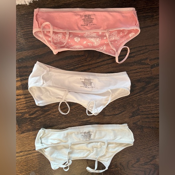 Set of 3 Lucky brand cotton bralette bras. Kids size L 12/14. Zero padding - Picture 3 of 4